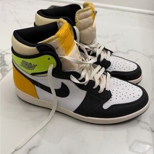 Air Jordan 1 Retro High Volt Gold